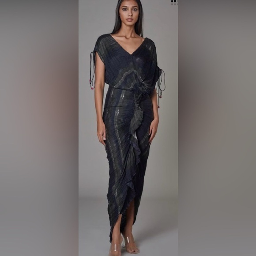Saaksha & Kinni Sari Dress, Nwt, Size 2 — image 3 of 8